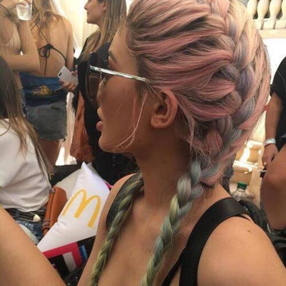 Profile Picture of Catherine Peng (@catherinepeng0) on Poshmark