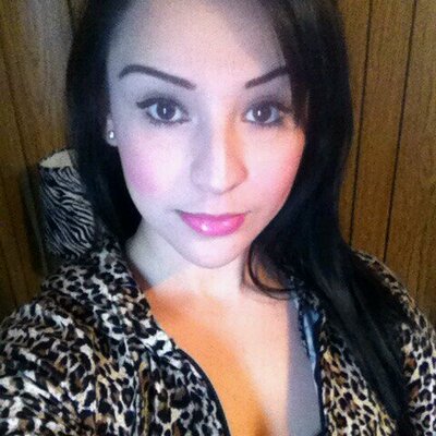 Profile Picture of Brenda Valenzuela (@mibonita1109) on Twitter