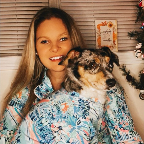 Profile Picture of Jillian Beatty (@jbeatty2) on Poshmark