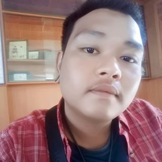 Profile Picture of Tom Teerawoot (คิดถึงคนบนฟ้า วัลลพ ผิวอ่อนดี) (@tomteerawoot191) on Facebook