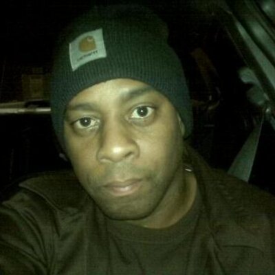 Profile Picture of James Calmes (@iceciara2010) on Twitter