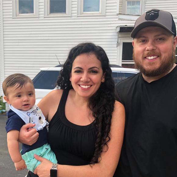 Cassandra Herrig - Poshmark Profile Picture of Cassandra Herrig (@mrsherrig) on Poshmark