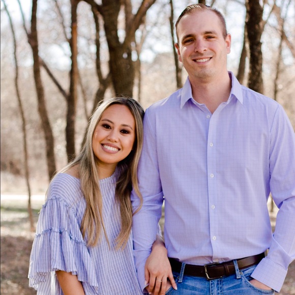 Profile Picture of Demi Usamanont (@demiusamanont) on Poshmark