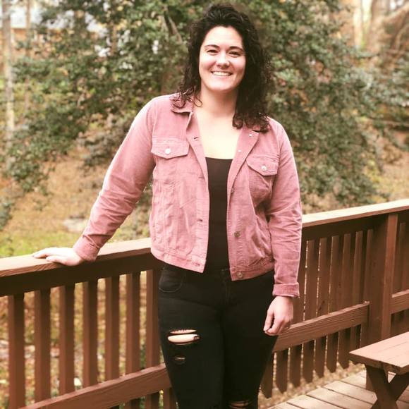 Profile Picture of Erica Cornthwaite (@ericarc19) on Poshmark