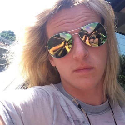 Profile Picture of Andrew Arrowood (@60andrew60) on Twitter