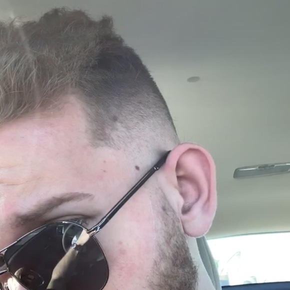 Profile Picture of Nathan Mierzwinski (@natemierz) on Poshmark