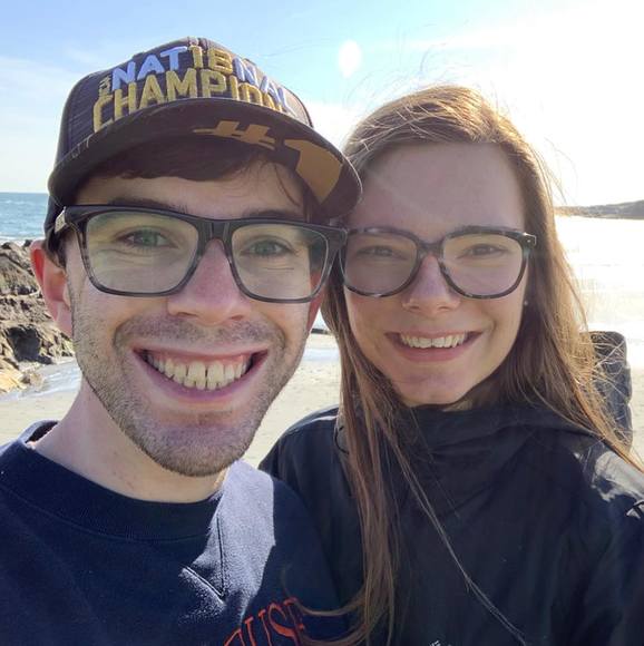 Profile Picture of Haley Wehner (@hwehner14) on Poshmark