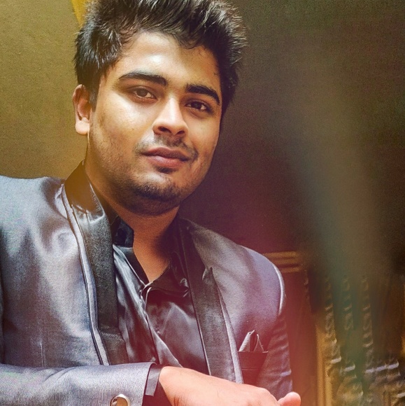 Profile Picture of Abhilash N (@abhilashnagaraj) on Poshmark