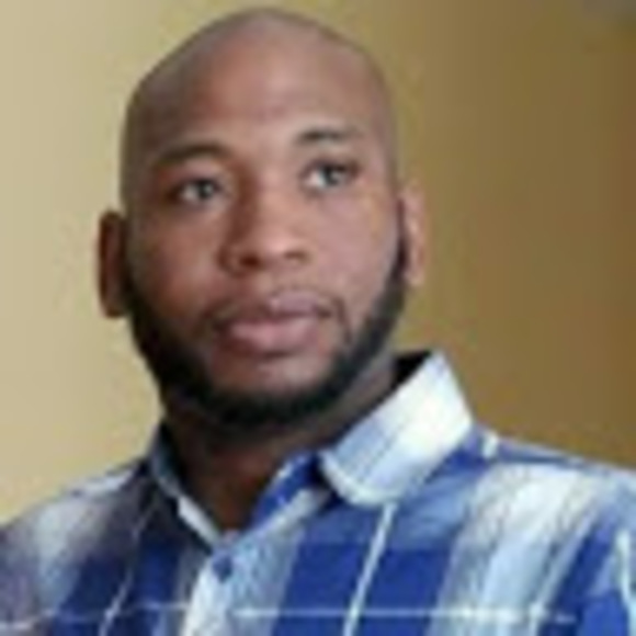 Profile Picture of James Bramlett (@jamesbramlett44) on Poshmark