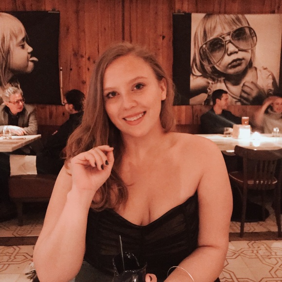 Profile Picture of Casey Mccarthy (@caseyhannany) on Poshmark