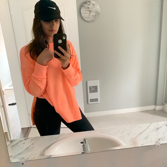 Profile Picture of Shanon Leavitt (@shanonleavitt) on Poshmark