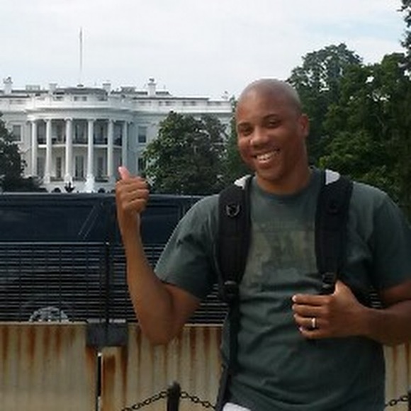 Profile Picture of Michael Mcfadden (@mikebballen) on Poshmark