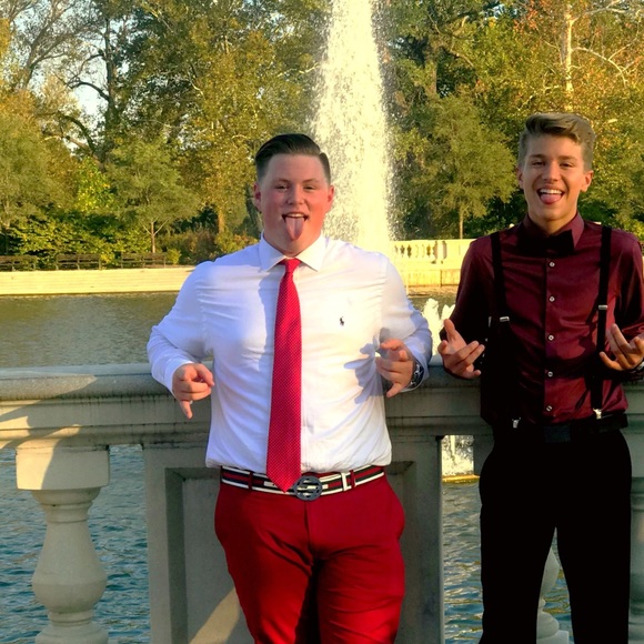 Profile Picture of Cameron Kohlmeier (@c_kohl) on Poshmark