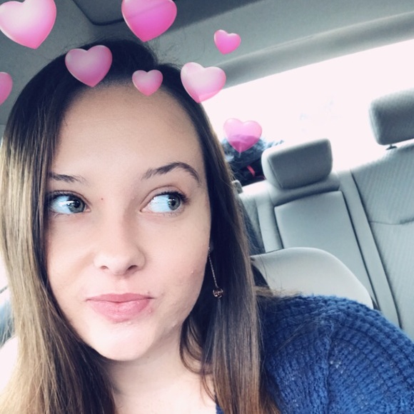 Profile Picture of Brynn Leiphart (@leiphart19) on Poshmark