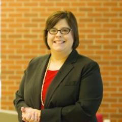 Profile Picture of Margarita Perez (@ULDeanMargarita) on Twitter