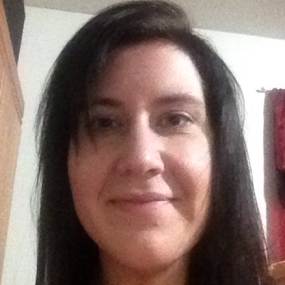 Profile Picture of Trina Schnaible (@tj28sweet) on Poshmark