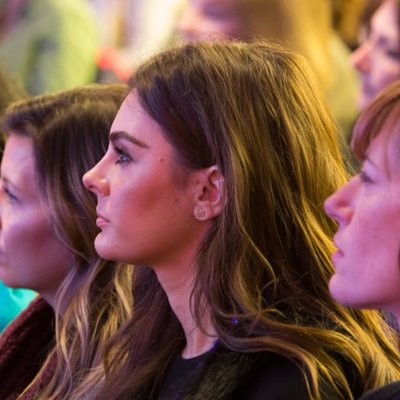 Larissa Bubnowicz - Twitter Profile Picture of Larissa Bubnowicz (@larissbubnowicz) on Twitter