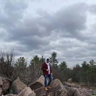 Profile Picture of 🍁 (@bennettjesse) on Instagram