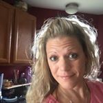 Profile Picture of Tammy Candi Neves (@tacanne74) on Instagram