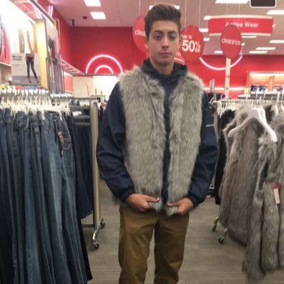 Profile Picture of Brendan Steele (@brendansteele10) on Twitter