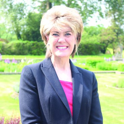 Profile Picture of Diane Browne (@head_at_adcote) on Twitter