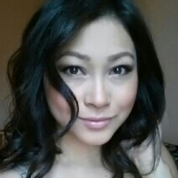 Profile Picture of Nuy houy Taing (@sweetaing559) on Poshmark