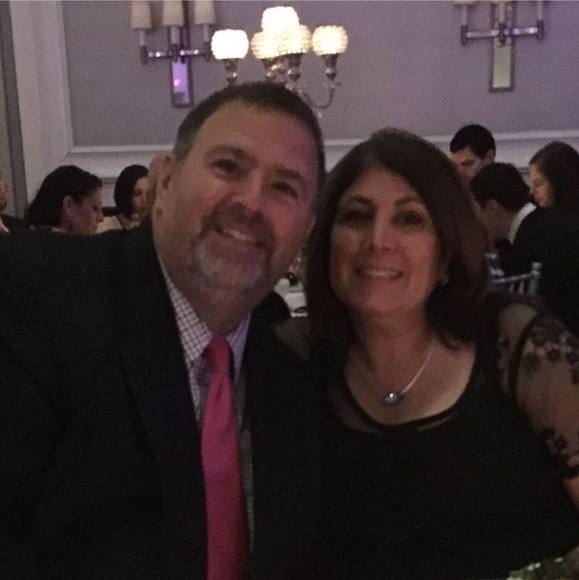 Profile Picture of Tina Marczak (@cmpjrm011) on Poshmark