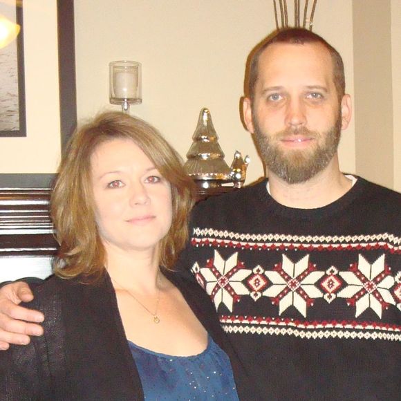 Profile Picture of April Hansen (@ahansen404) on Poshmark