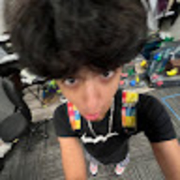 Profile Picture of Adalyn Mitchell (@adalynmitchell) on Poshmark