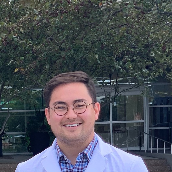 Profile Picture of Andrew Messer (@andrewlm234) on Poshmark