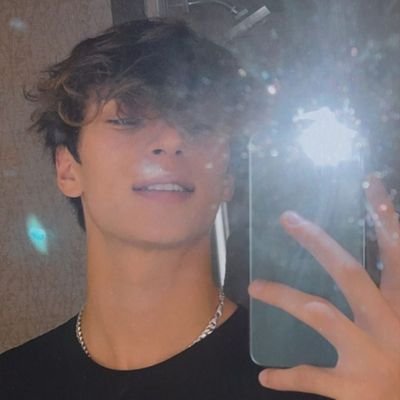 Profile Picture of Maxliss (@maxlisss) on Twitter