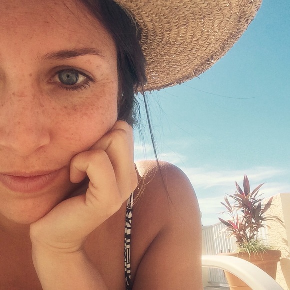 Profile Picture of Rebecca Gross (@rgross58) on Poshmark