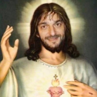 Profile Picture of Roundface (@roundface18) on Twitter