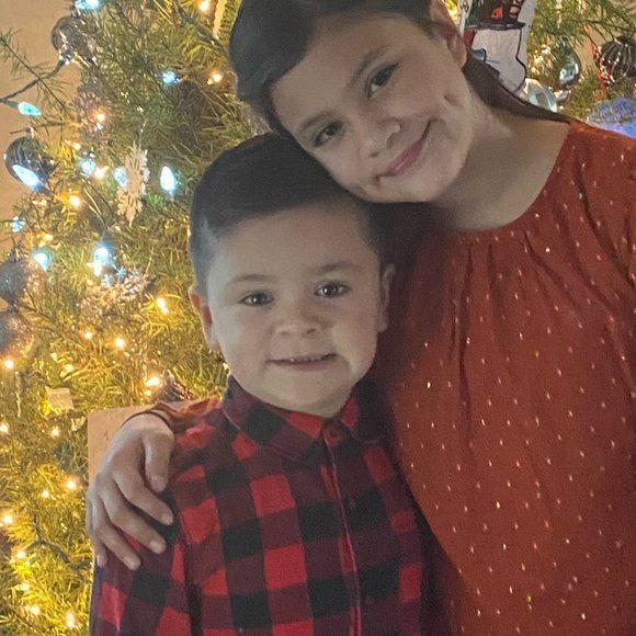 Profile Picture of Cecilia Madrigal (@cecimadri) on Poshmark