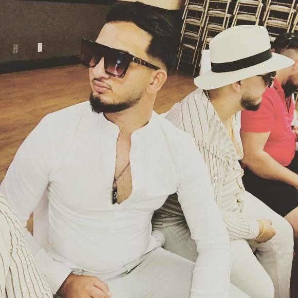 Profile Picture of Fabrizio Sukaru (@fabriziosukaru) on Poshmark