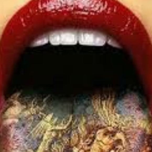 Profile Picture of Tetsui Tetsui (@jnrene) on Poshmark