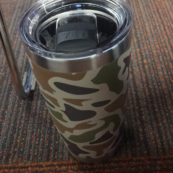 Profile Picture of Royston Lim (@one9iner) on Poshmark