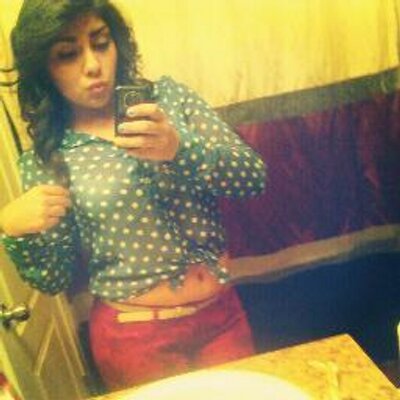 Profile Picture of Alexa Burns (@AlexaBurns915) on Twitter