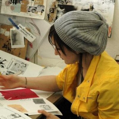 Profile Picture of Andrea Craig (@lovely_craig) on Twitter