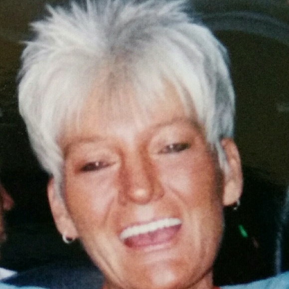 Profile Picture of Jenice Cavin (@jaecavin) on Poshmark