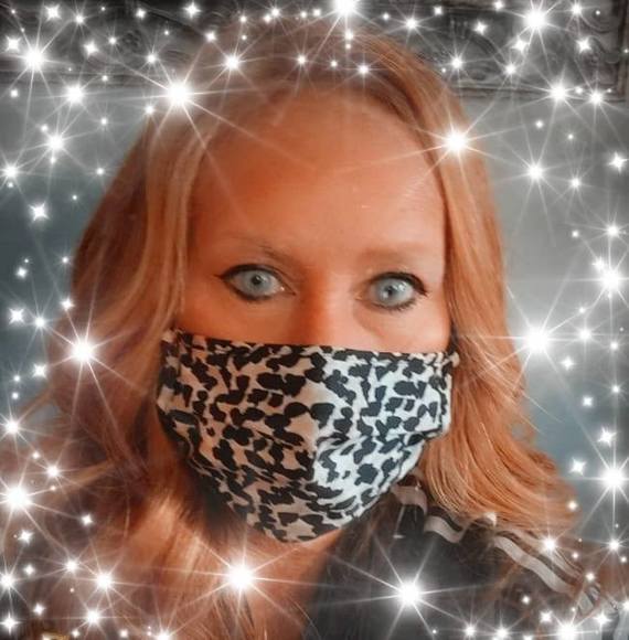 Tam Lee - Poshmark Profile Picture of Tam Lee (@tamlee614) on Poshmark