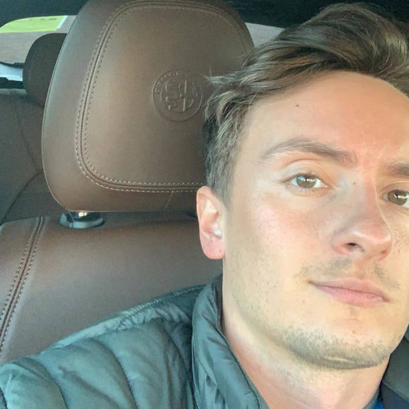 Profile Picture of Beau Berilla (@beauberilla) on Poshmark