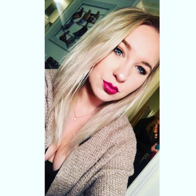 Profile Picture of Julia Dowell (@JuliaDowell6) on Twitter