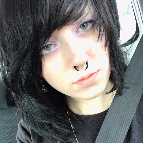Profile Picture of Hannah Lindhe (@myspacegoth) on Poshmark