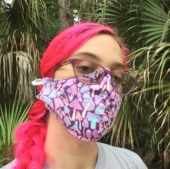 Rebecca Wadman - Poshmark Profile Picture of Rebecca Wadman (@viasavannah) on Poshmark