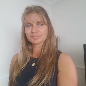 Profile Picture of Lisa Applegate (@aimeeapplegate1) on Twitter