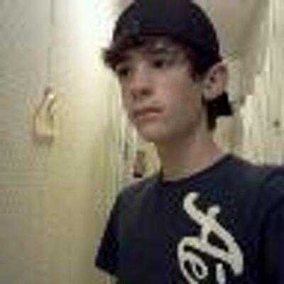 Profile Picture of Hunter Holladay (@holladay_hunter) on Twitter