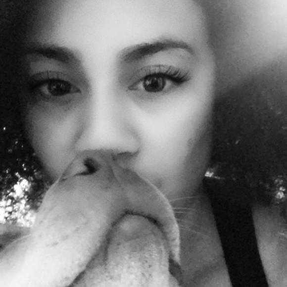 Profile Picture of Alexandra Powers (@alexpowers86) on Poshmark