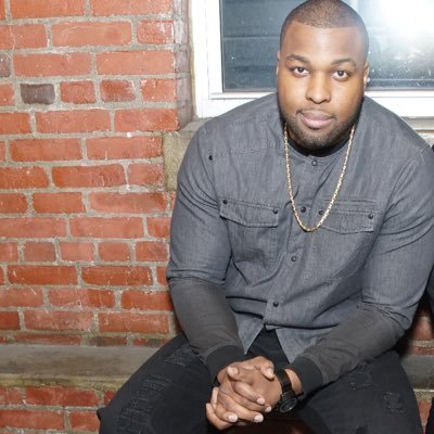 Profile Picture of Earl Jones Jr (@_EarlJonesJr) on Twitter