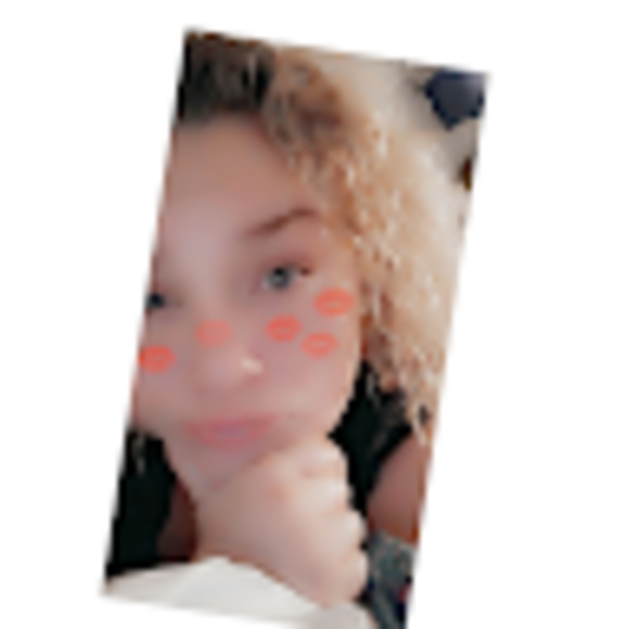 Profile Picture of Tricia Moore (@triciagreedyy24) on Poshmark